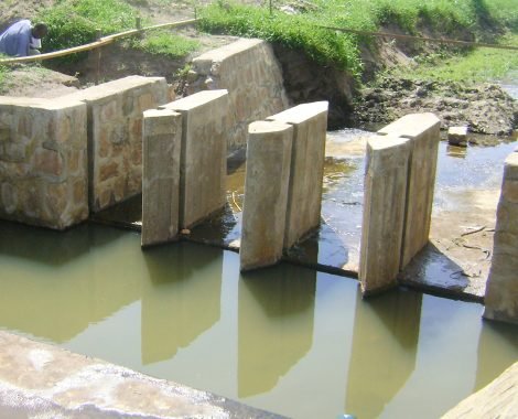 Main weir